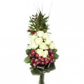 Kytica Biela rozlúčka z bielych ruží a chryzantém